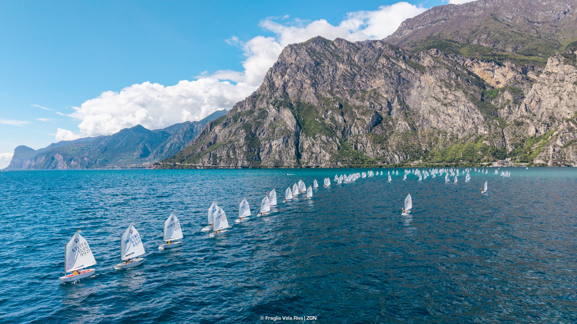 Giornata piena per il 43mo Meeting del Garda Optimist: Jesper Karlsen e Lucas Christiansen indicano la via